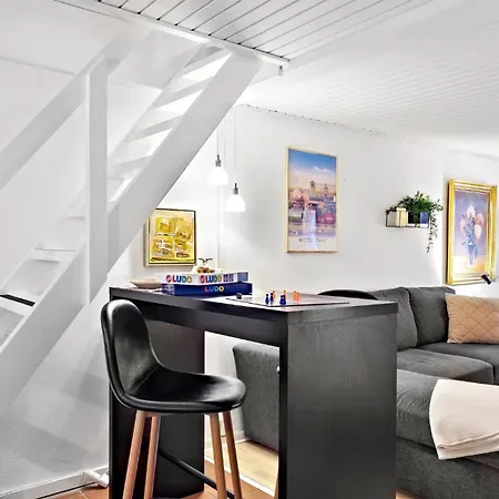 1 Bedroom Awesome In 펜션 미델파르트